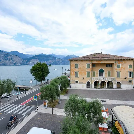 Charm Lakefront Assenza di Brenzone